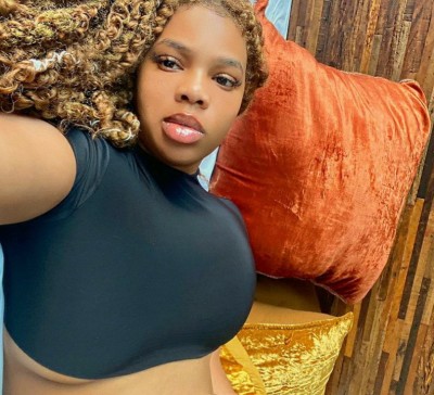 princejazziedad:DeliciouslySexy. Busty'Loose. BootiDelicious.Ms RavieLosso💜💜💜