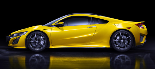 Honda NSX (Japanese spec), 2020. Honda have withdrawn the NSX mid-engined hybrid supercar from sale 