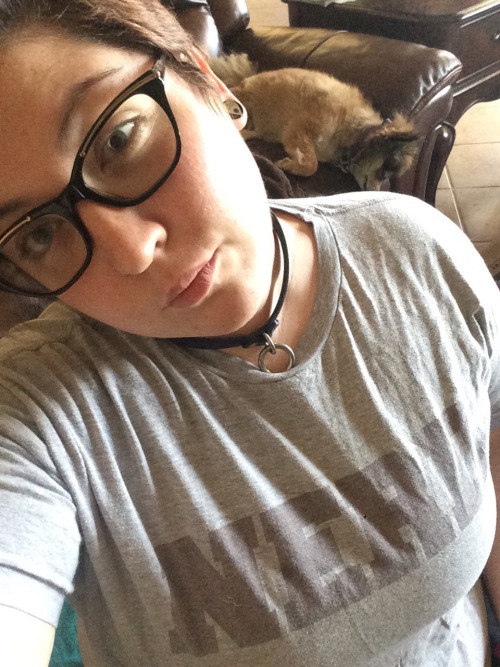 glitter-rebellion:  A lot of you already know but some don’t  that I am a pansexual gender queer individual … What most of you don’t know is that most of the time (90-95%) I live my life as completely androgynous or male when not around my family