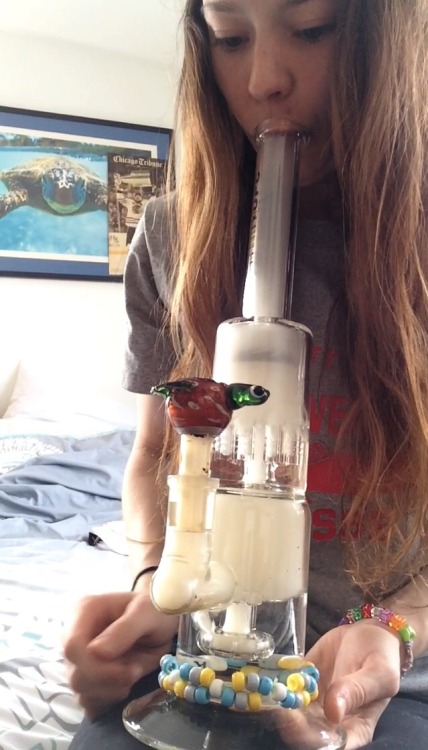 shawtynug: I’ve been anxious this morning so this should calm me down before my tests
