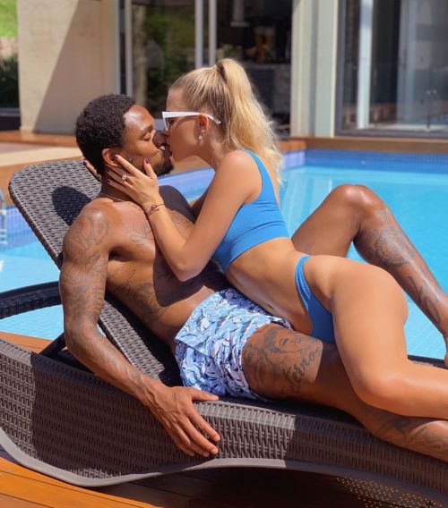 interracialcandlove:Feel free to submit your pic if you’re in a interracial relationship! No nude pl