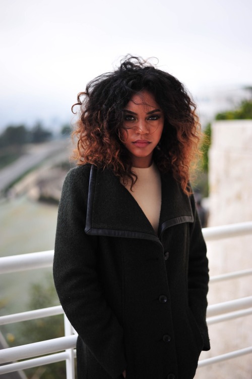 Model: Rhelin shot by me @100nslb Ig: shoot.1st