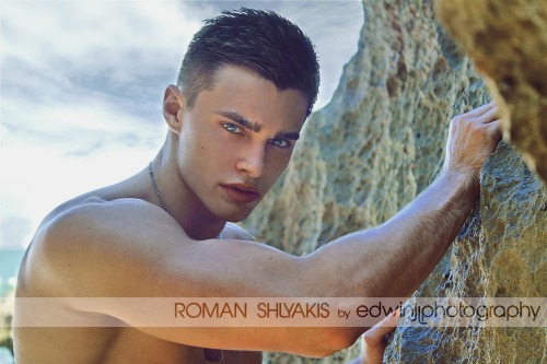 siroyagihkd:    Roman Shlyakis  by Edwin.J.Lebron porn pictures
