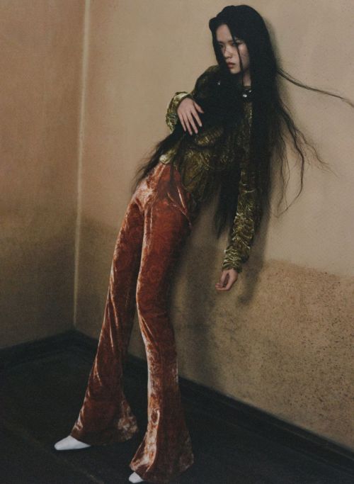 himneska:A Normal Fluid. Xie Chaoyu photographed by Ziqian Wang for Dazed China, September 2020.