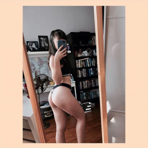 sgsupercuties: Part 1Look at this fine lil girl, her ass is thicc enough to squeeze dicks dry. I&rsq