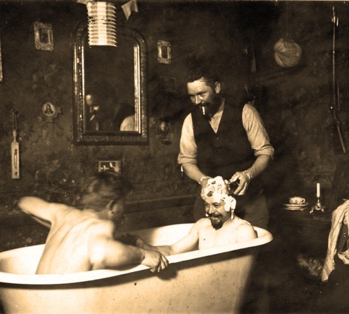 weirdvintage:  Vienna, c. 1900 (via Vintage Photos LJ)