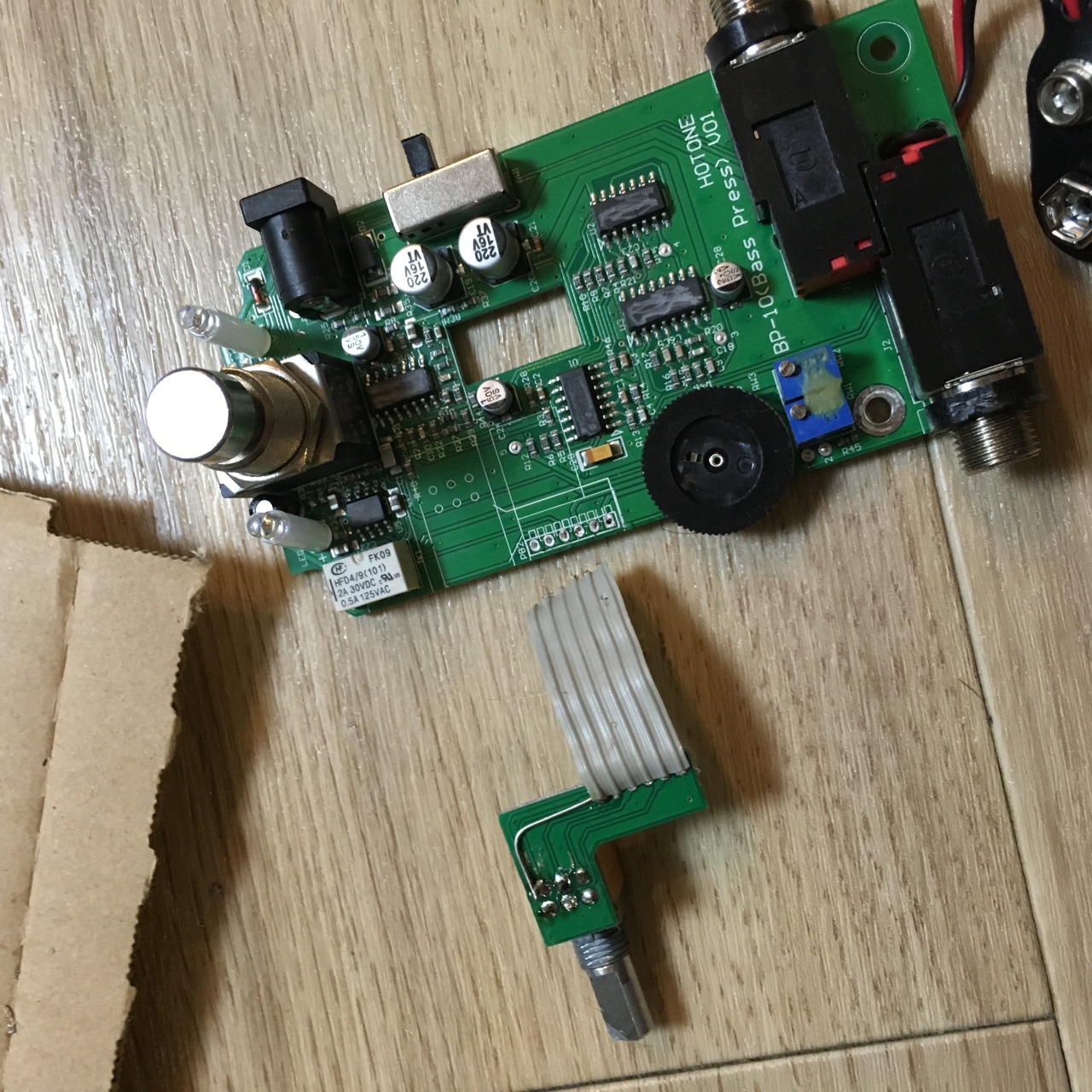 めそめそなたんぶらー — 小型軽量のエクスプレッションペダル改造