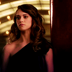 the queen rp — Lyndsy Fonseca Gif Hunt | II. Happy/Interviews
