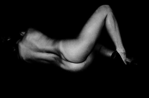 Angelικ Kasalia, Nude in Black and White, 2014. ¹