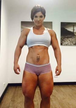 Muscle Girls Fan