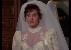 mudwerks:  Courteney Cox in wedding gown, Murder She Wrote, “Death