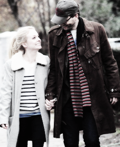 tashajohansson:  Happy 3rd Anniversary David and Georgia Tennant (12.30.2011) 