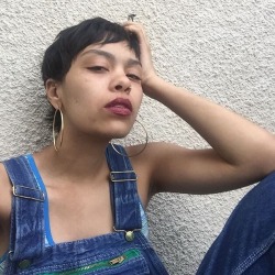 varsityqueerleadercaptain:  hey i’m making this post on behalf of Mecca ( @lilmecs ) right now because she doesn’t have access to her blog and is currently staying in a home after leaving an abusive situation  https://www.gofundme.com/hyvntbhw  this