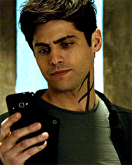 tumblr_pqa4cdBfgr1vil0emo1_400.gif