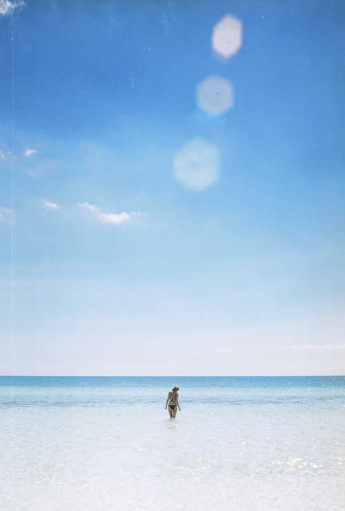 http://castawaylabel.tumblr.com/post/114733994713