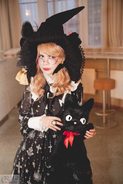 My witch outfit for AkiCon 2015  ^_^ Op and socks - Angelic PrettyWitch hat - handmade by @nemutaisa