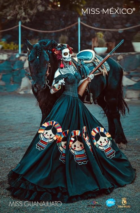 wilwheaton:  Miss Guanajuato’s traditional outfit for 2020 miss Mexico  
