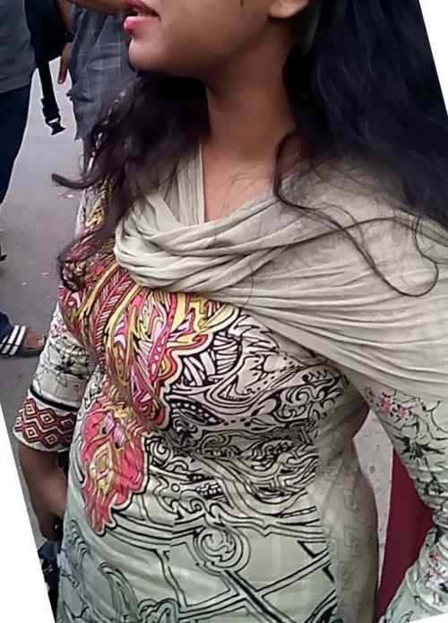 phudidi:Meri ami ki gand