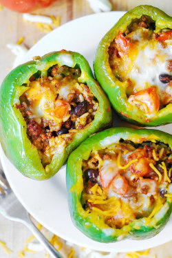 nom-food:Mexican stuffed peppers