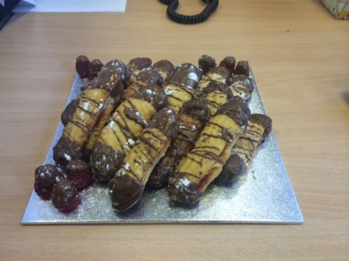 This weeks pâtissier extraordinaire is Lynda Taylor some very tasty treats. Nice touch on the chocolate coated raspberries!