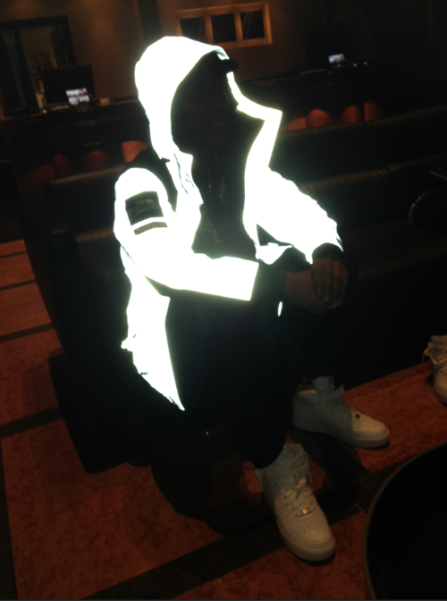 benjihunna:  lou-banga:  GLO  ​I wanna glo like dis 