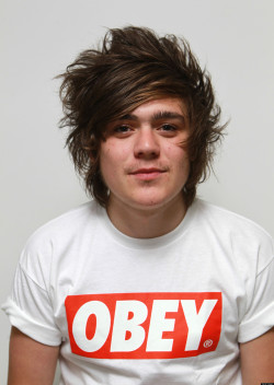 scousecunt:  welshmeat83:  naughtymalecelebs:  Frankie Cocozza  looooooove to see his cock hard :p &lt;3  I love his fucking cock! He’s a bad cunt but a turn ok at the same time. Guilty pleasure 