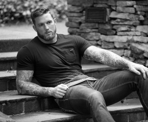 Beards, Tats, Muscle and Big Cock
