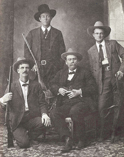 Texas Rangers in 1907,Included are Frank Hamer (black hat standing), famous for ambushing and killin