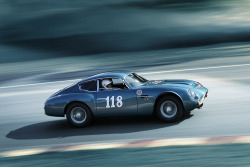vintageclassiccars:Aston DB4 GT Zagato. - rare in action.