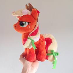 wolfiboi:  Nearly finished this #Rainbowfied #applejack from #mylittlepony she was fun to work on. Took 2 days! #mlp #mylittleponyfriendshipismagic #applejackmlp #applejackisbestpony #applejackfanart #mylittleponyfanart #plush #plushie #plushmaker #horse