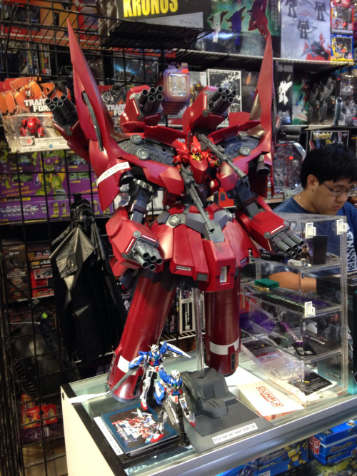 Oh holy Primus…! I didn’t expect to see this here at Frank and Sons!! I guess it’s an upgraded Neo Ziong…?…They also have both the retail and third party Skyfire. Whimper.