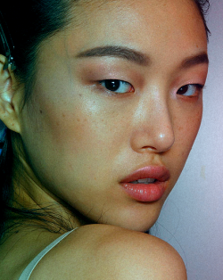 furples:So Ra Choi @ Versace S/S 2015