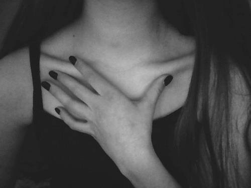 barbieisfake:  Fotos subidas con el móvil - Emotions talk to hell | via Facebook