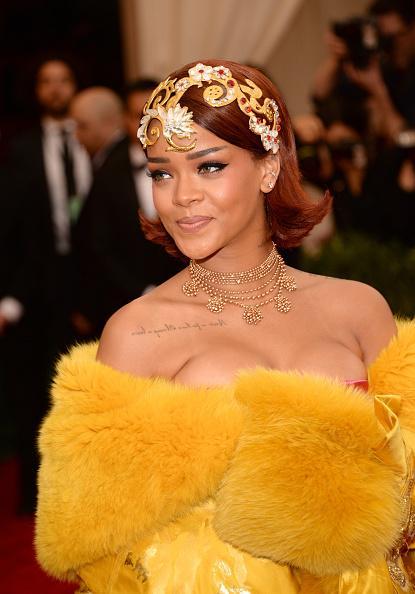 rihannanavyhn:  Rihanna at the Met Gala 2015.        