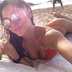 hasthatlook:  Bikini Selfies