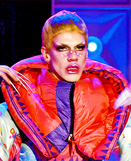ashjafari:  Utica’s Bag Ball Eleganza Runway [13.05]