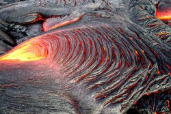 ohscience:  Pahoehoe lava is flowing lava with a smooth, billowy surface.