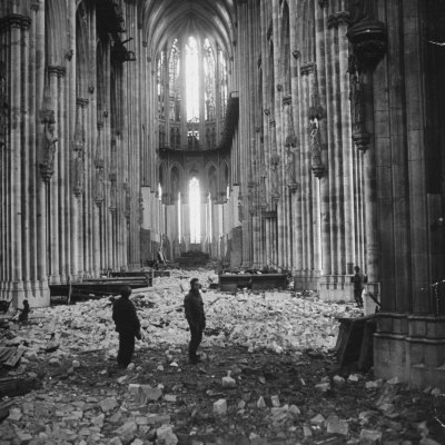 Kölner Dom She&rsquo;s been through so much, this cathedral.  Someone dreamed her up a