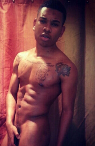 lonestranger:  goodbussy:  SUBMISSION:  Da-yum! Very Handsome! Absolutely Beautiful! 