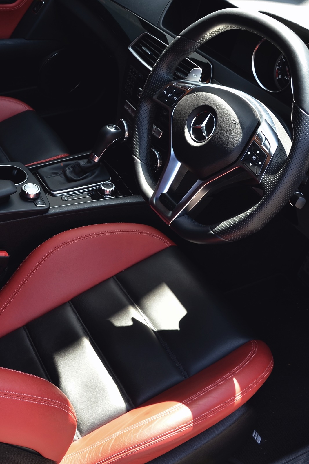vistale:  Mercedes C63 AMG