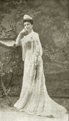 carolathhabsburg:  Princess Nicolaos of Greece, neé Grand Duchess Elena Vladimirovna of Russia. 1900s. 