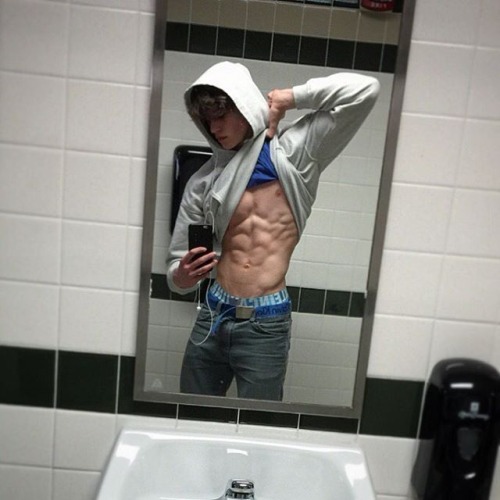 Simply Hot Guys