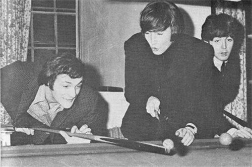 the-cosmic-empire: The Moody Blues join The Beatles for dinner and a game of pool at their hotel in 