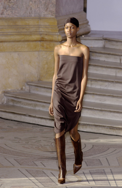 spring2000: valery prince at lanvin f/w 2002