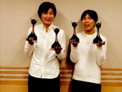flamingo-chan:OnoD and HiroC with their awards