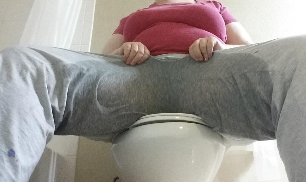 biggirlbigpuddles:I told my big sis I needed to pee real bad.So she said â€˜go