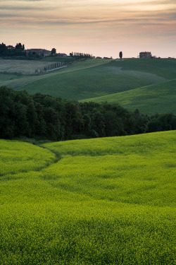 breathtakingdestinations:  Tuscany - Italy (by Jean-François Renaud) 