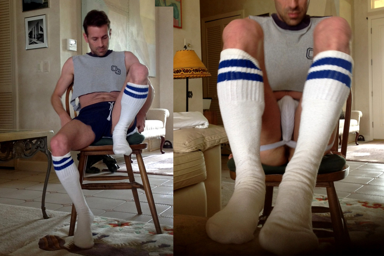 whiteotcathletictubesocks:  seanstormxxx:  Tube Sox FROM ANONYMOUS: “How many of