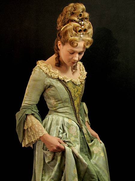 Baroque hairstyles, by the Bayerische Theaterakademie