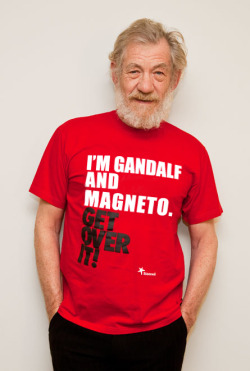 hellogiggles:  Happy Birthday Sir Ian McKellen!  Actorazoooo ¡¡¡¡¡¡¡